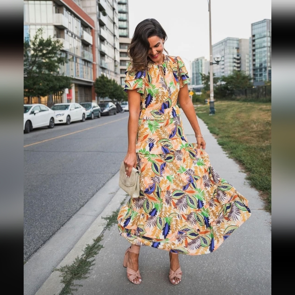 Glamorous Multicolor Floral Dress Leaf Print Open Back Maxi Dress Size 6 - Picture 2 of 10